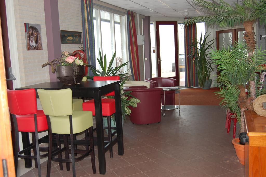 Buitenplaats T Ges Sneek Exterior foto